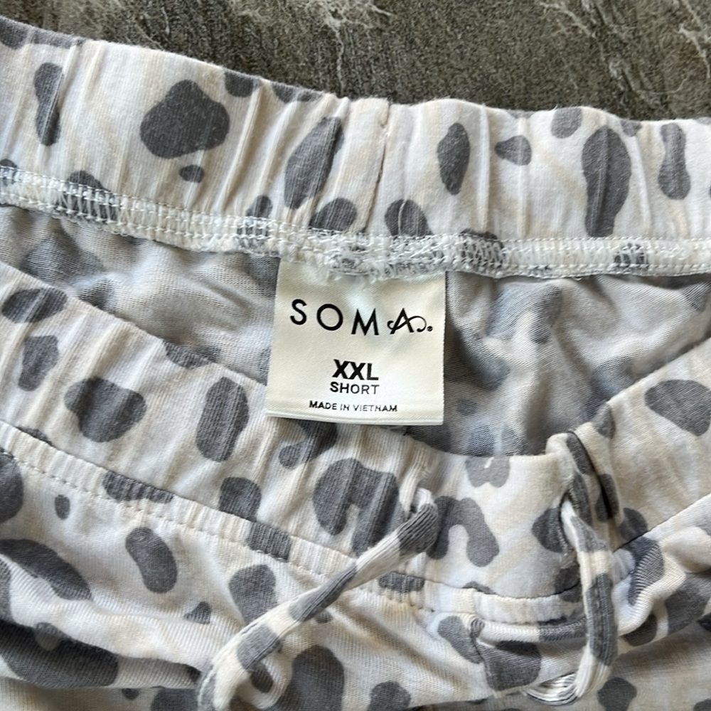 Soma Gray Leopard Print Pajama Set - Picture 7 of 9